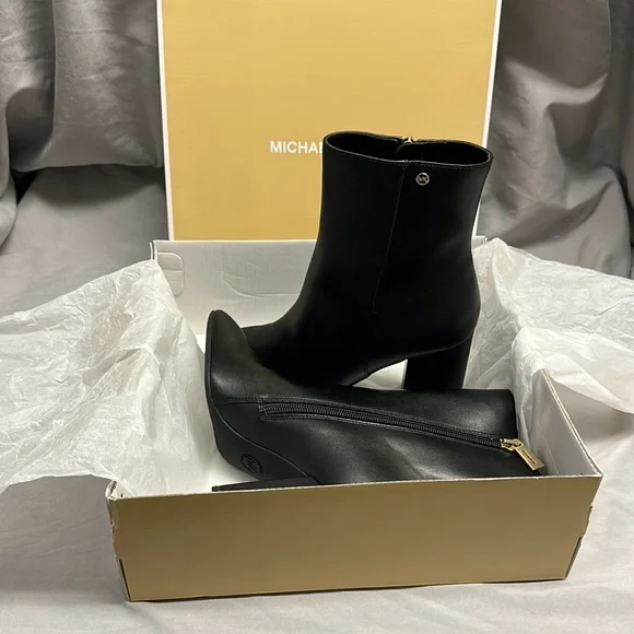 Michael Kors Black Heeled Boots - Picture 1 of 7